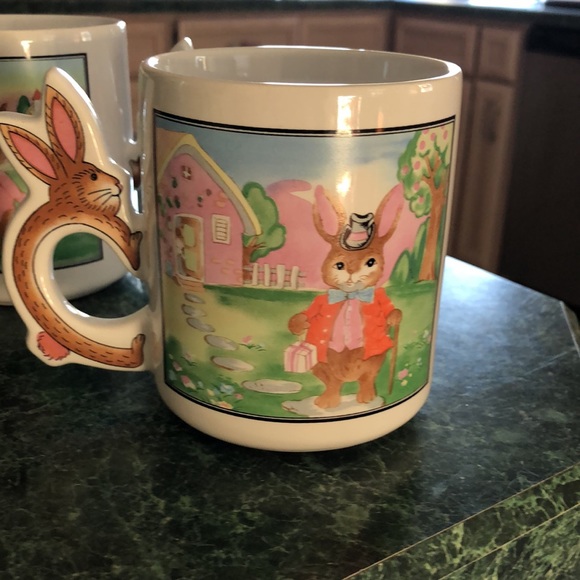 Peter Rabbit Mugs SetOf Two - Picture 5 of 7
